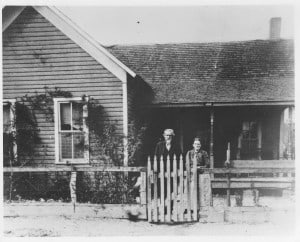 Scott and Margaret Douglas around 1910. This house still stands on 4th St. in Murphysboro, IL.