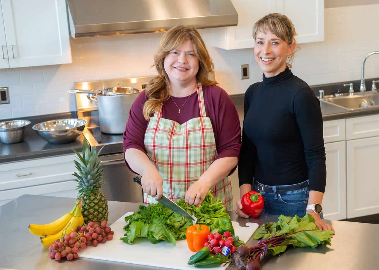 SIU food nerd niki davis and dietician dawn null